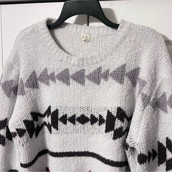 POL Aztec Print Sweater Loungewear Top Size Large - Picture 4 of 8